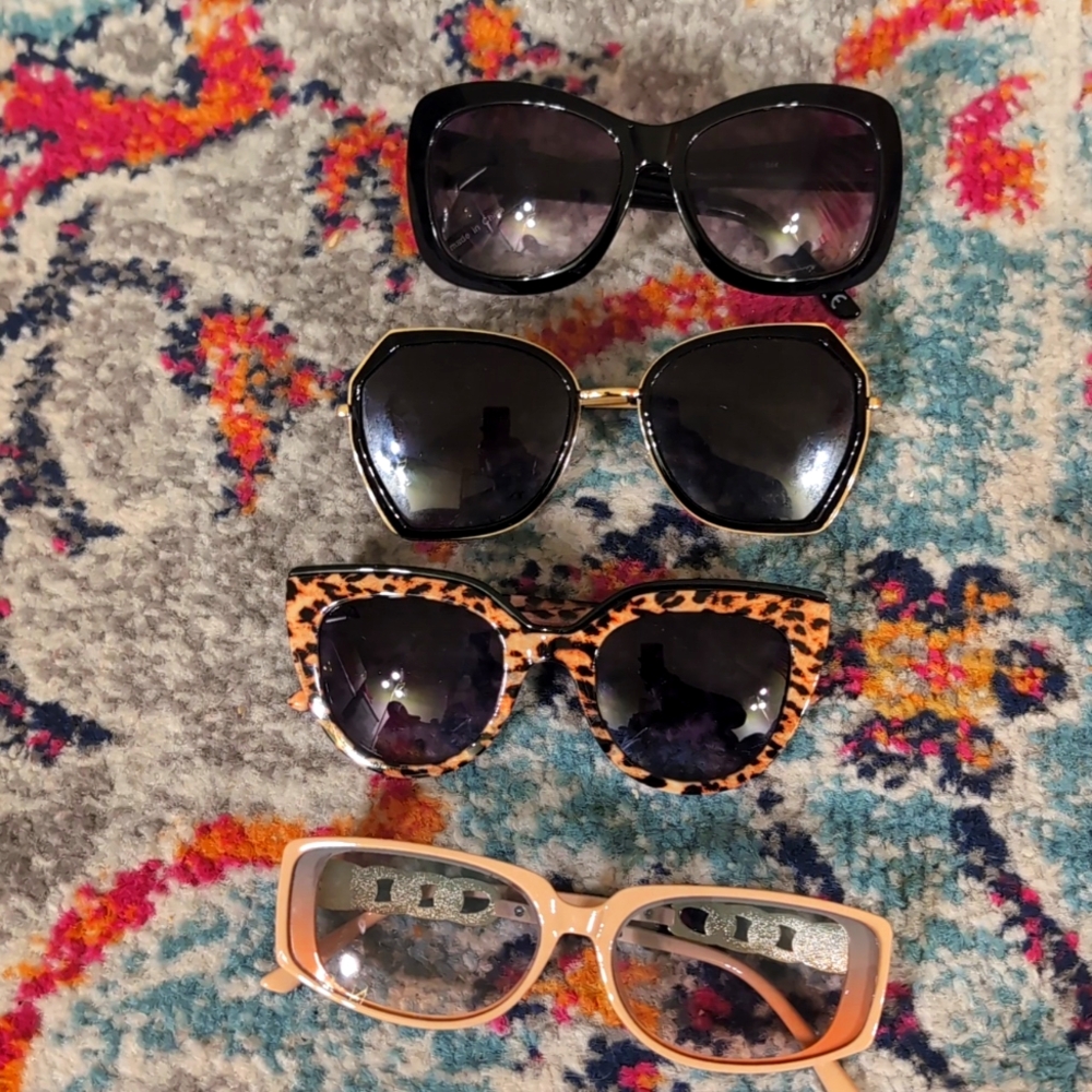 Fashion Sunglasses Bundle set of 4